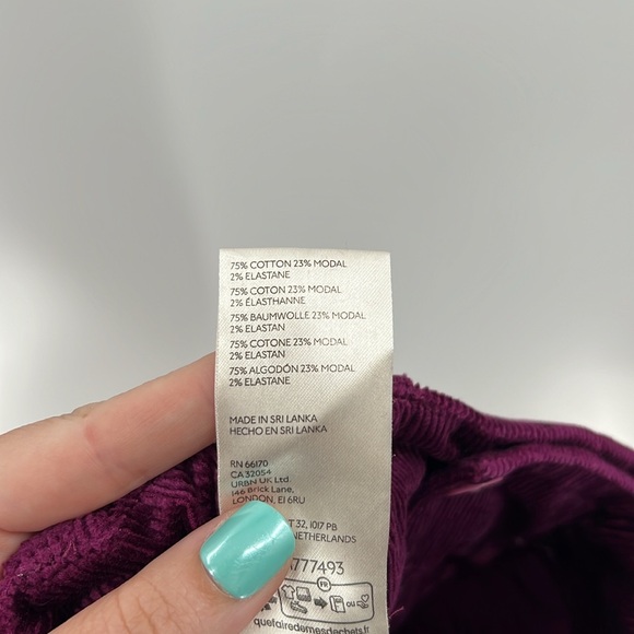 Maeve Colette Cropped Magenta Corduroys - Picture 5 of 7